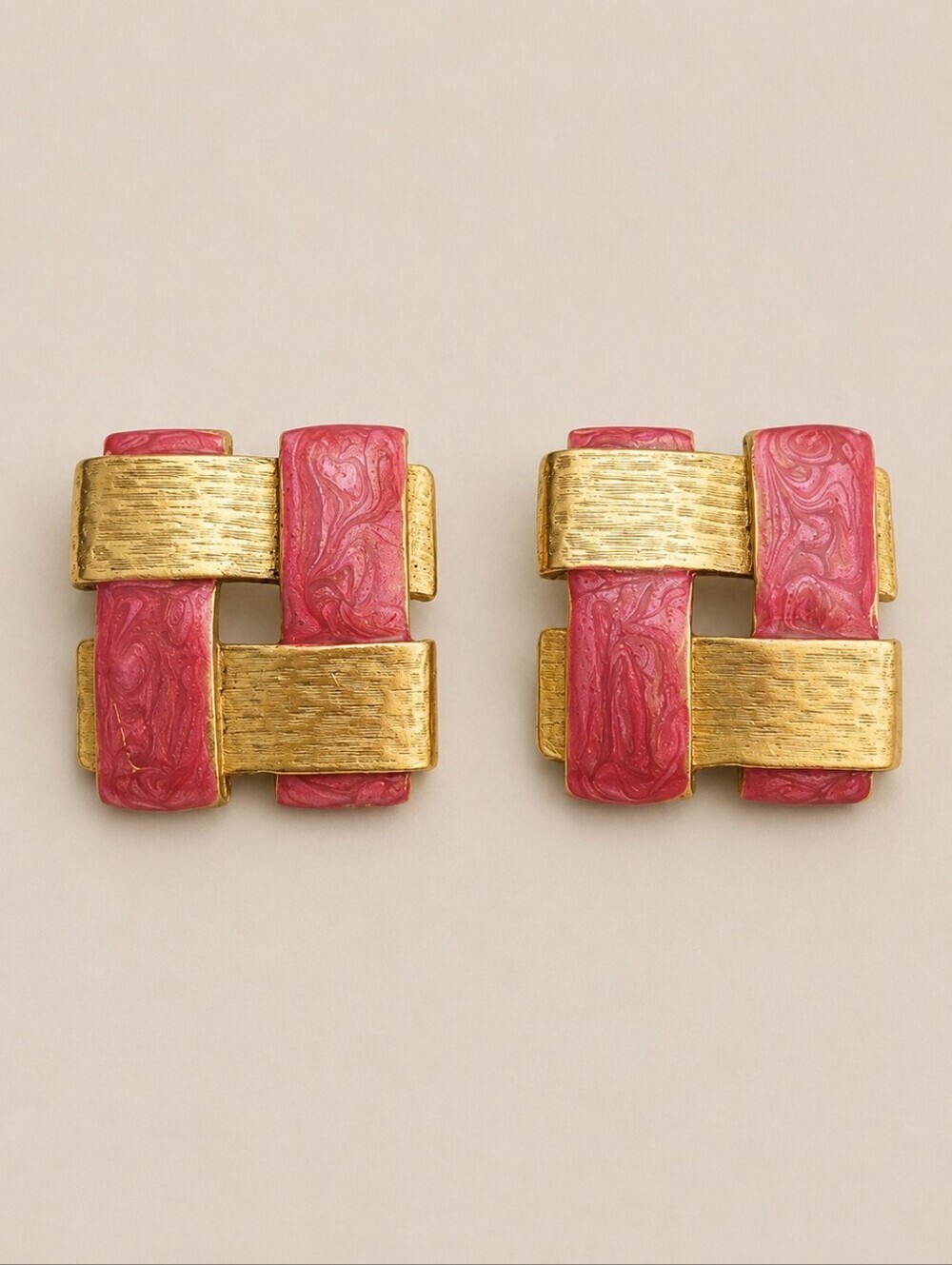 Vintage MCM Gold and Pink Woven Square Mod Cubism Earrings